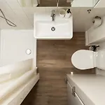 Air 113 * Vilnius
